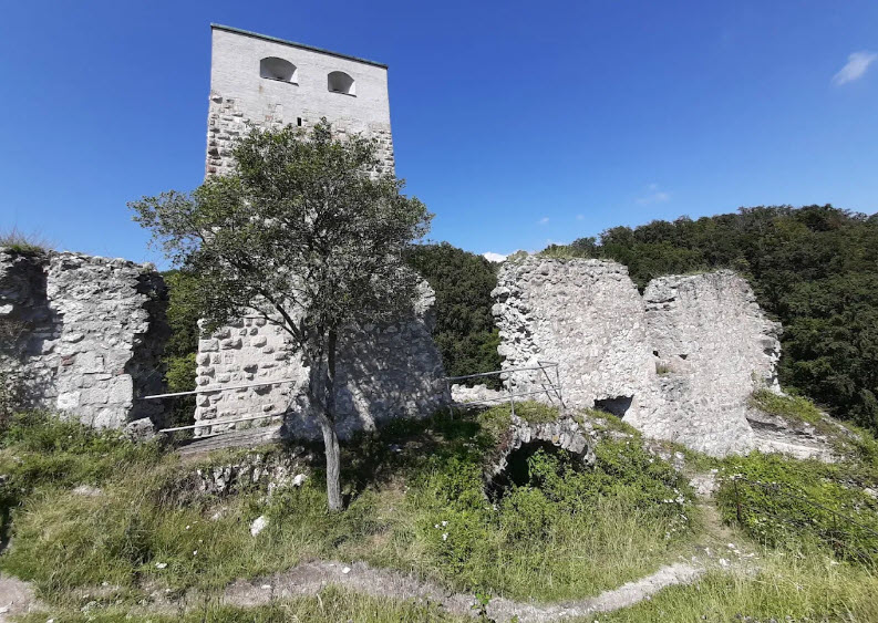 Burgruine Wellheim, Germany